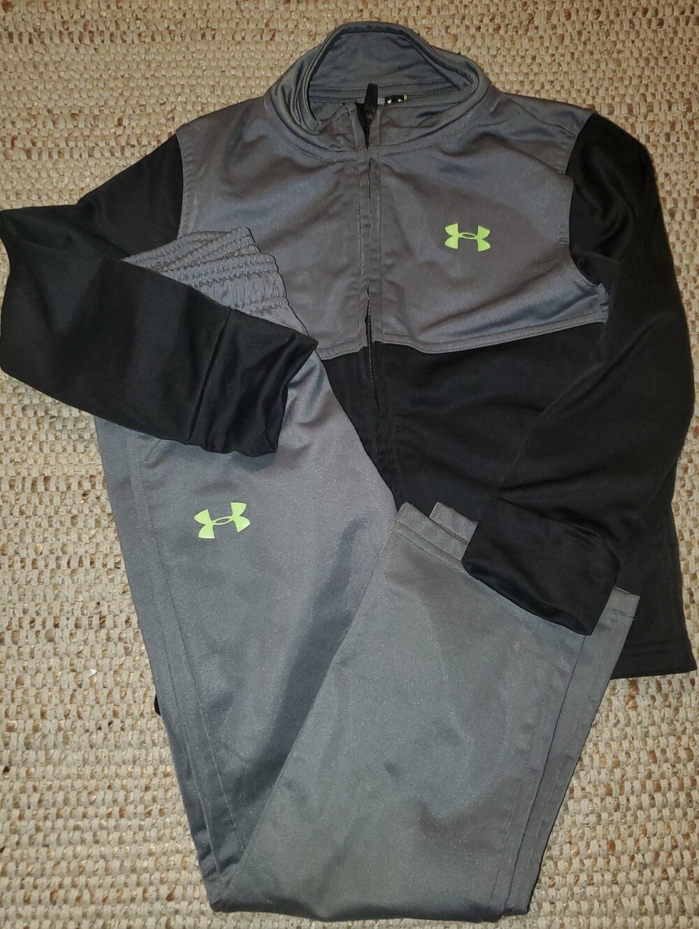 Under Armour Gray & Black Tracksuit with Neon Green Logo Size 5